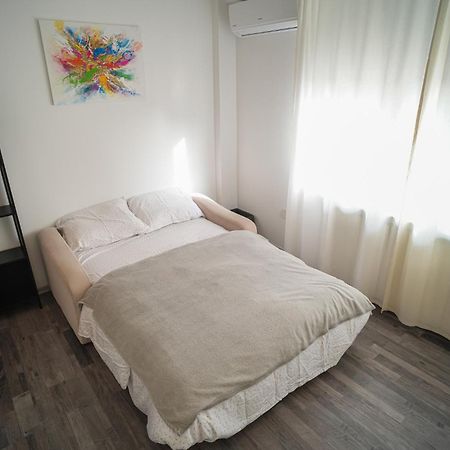 Penthouse With Huge Rooftop Terrace & City View บูคาเรสต์ ภายนอก รูปภาพ