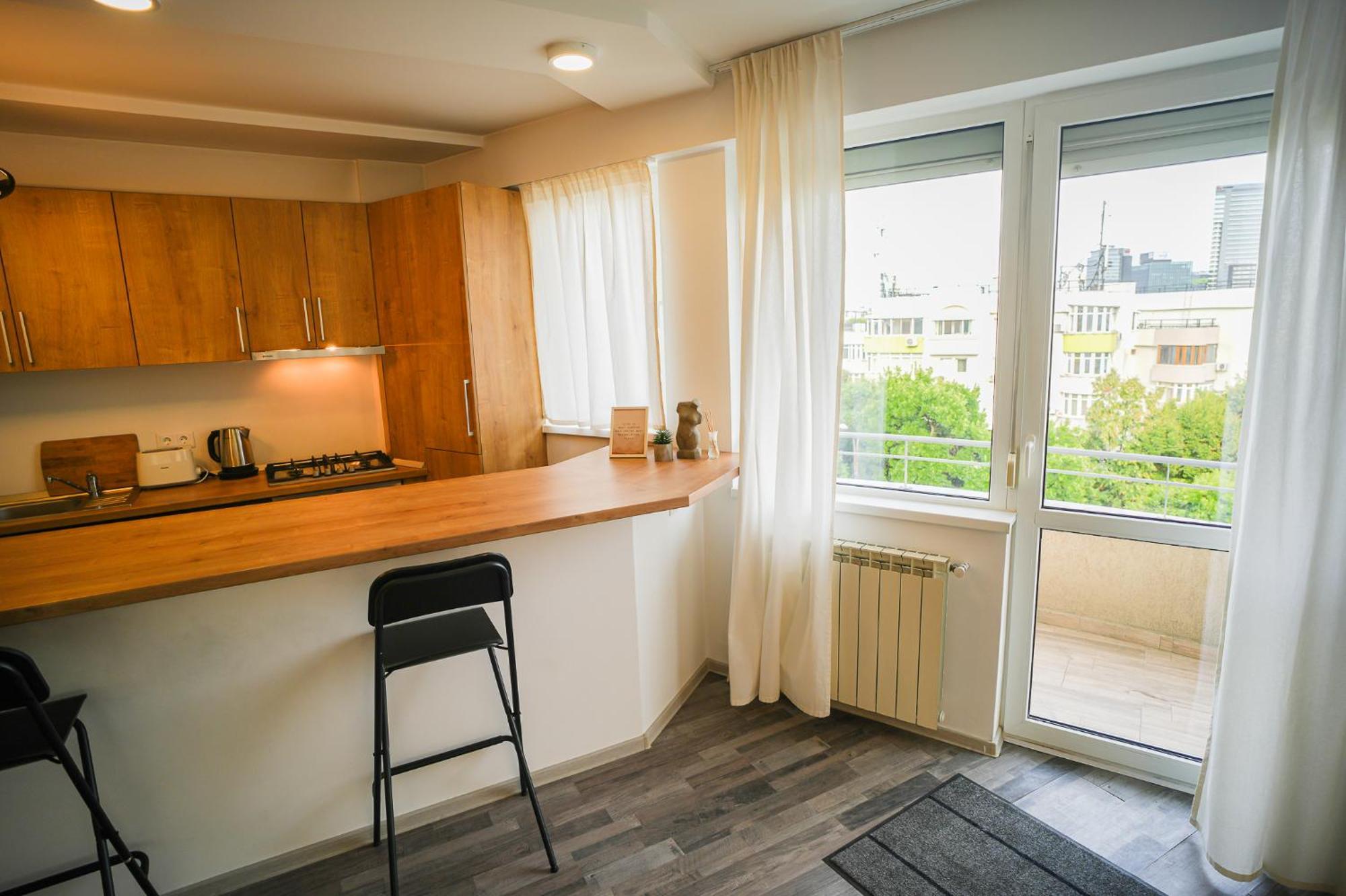 Penthouse With Huge Rooftop Terrace & City View บูคาเรสต์ ภายนอก รูปภาพ